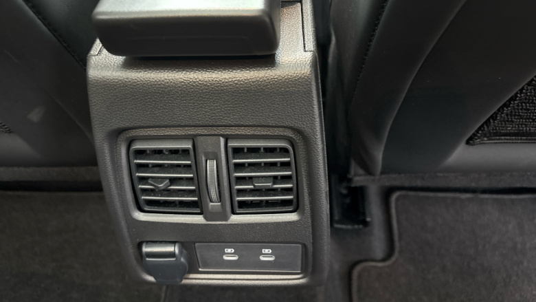 Renault Symbioz 1.8 E-Tech FHEV 160 Iconic Esprit Alpine 5dr Auto Hybrid Estate